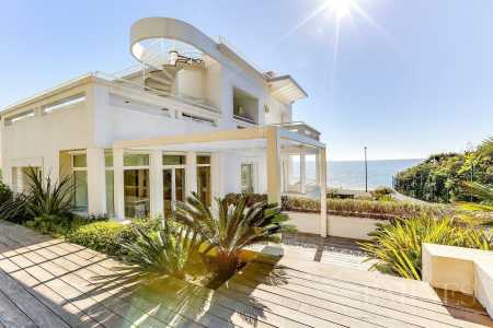 Maison Cap d'Antibes - Ref 2216749
