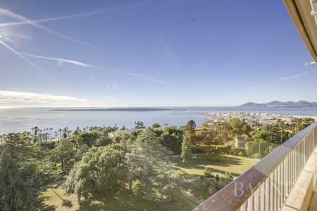 APARTMENT Cannes - Ref 2214774