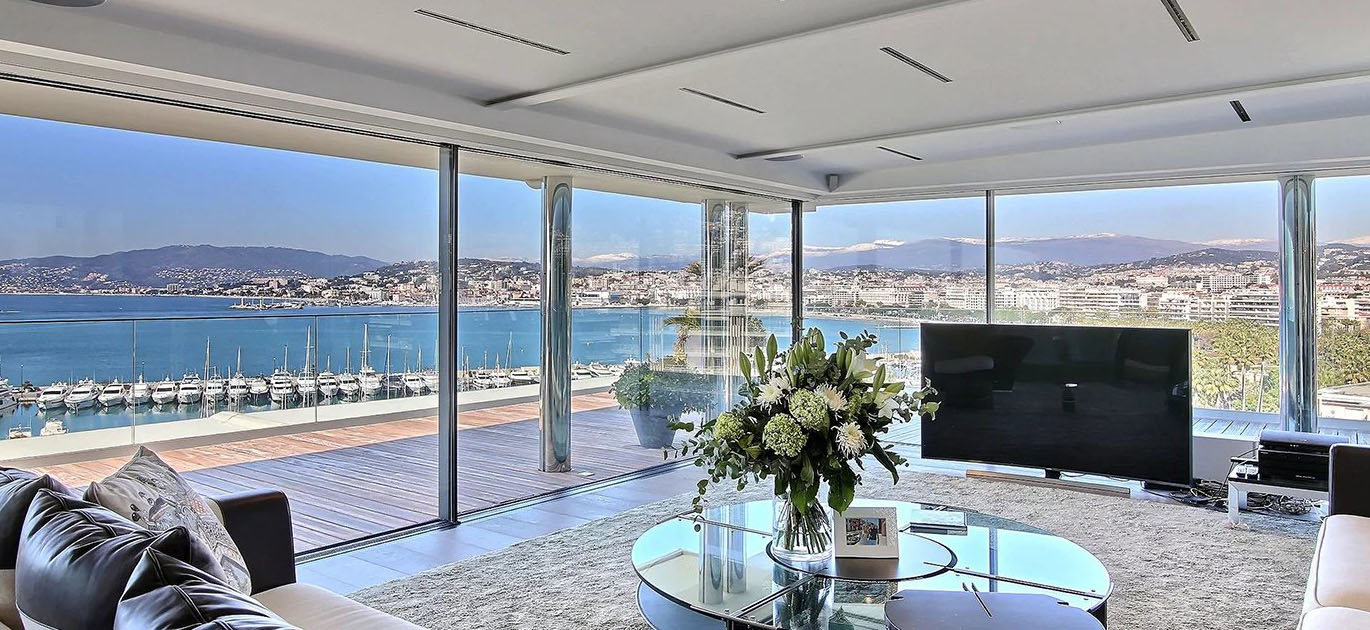 Descubrir esta propiedad: Cannes - Francia - Piso, 7 cuartos, 6 habitaciones - Slideshow Picture 1